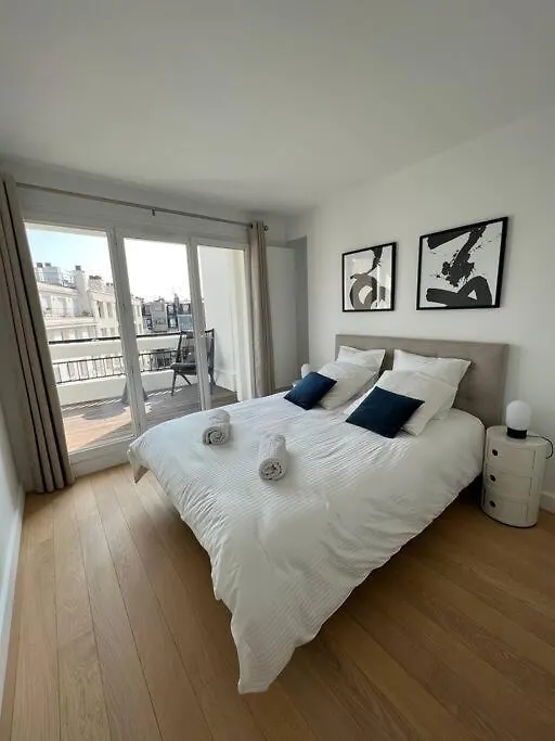 Luxury Penthouse - Eiffel Tower パリ